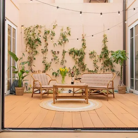 Private Parking In Chinatown - Bright Pearl Appartement *