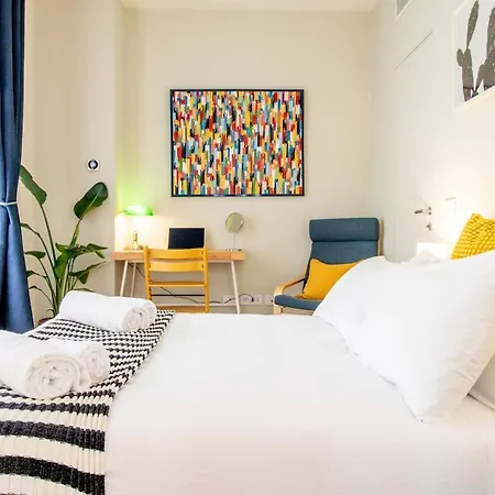 Private Parking In Chinatown - Bright Pearl